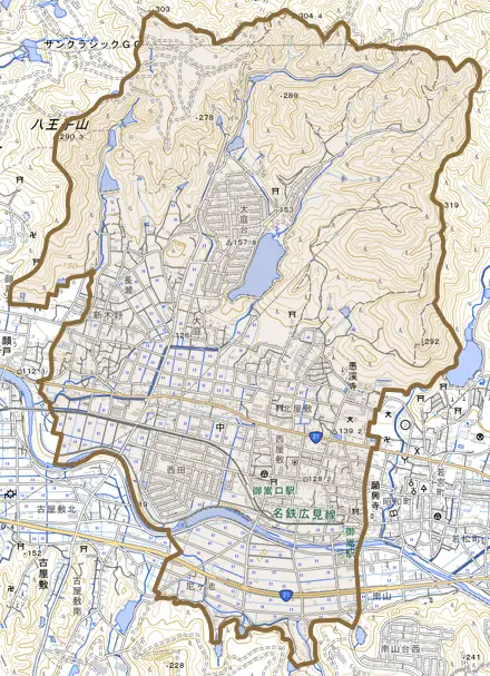 中とその周辺の地図。町の範囲を重ねている