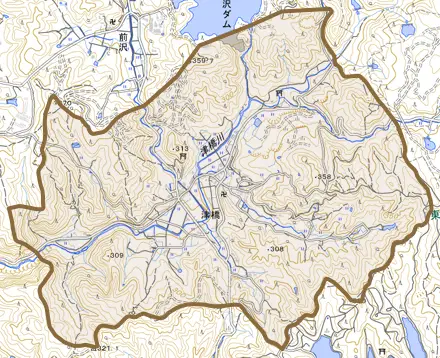 津橋とその周辺の地図。町の範囲を重ねている