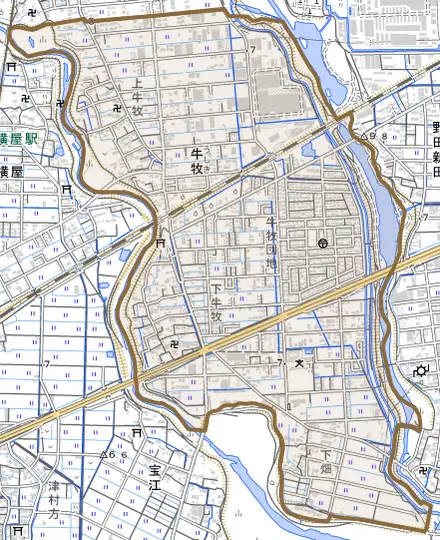 牛牧とその周辺の地図。町の範囲を重ねている