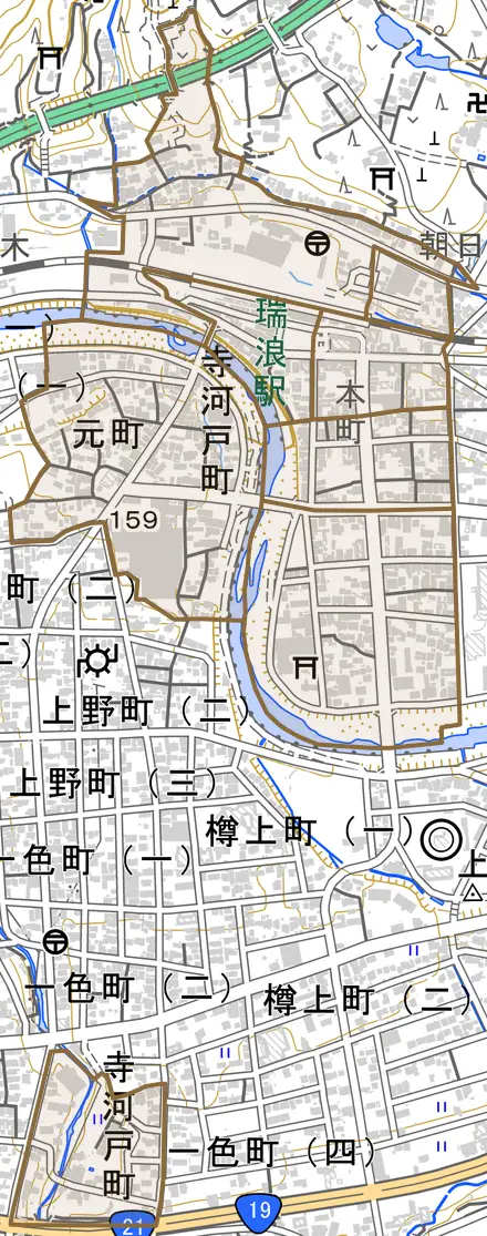 寺河戸町とその周辺の地図。町の範囲を重ねている