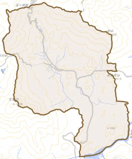 蛭川とその周辺の地図。町の範囲を重ねている