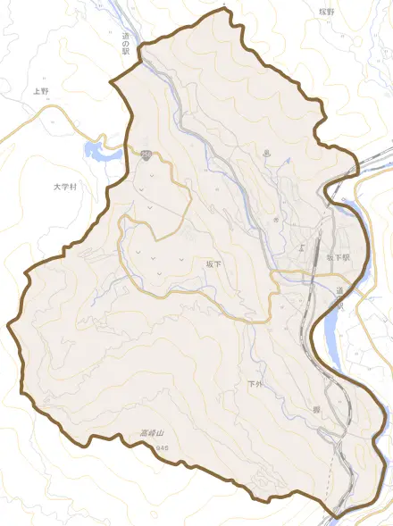 坂下とその周辺の地図。町の範囲を重ねている