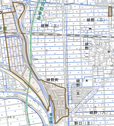 綾野町とその周辺の地図。町の範囲を重ねている