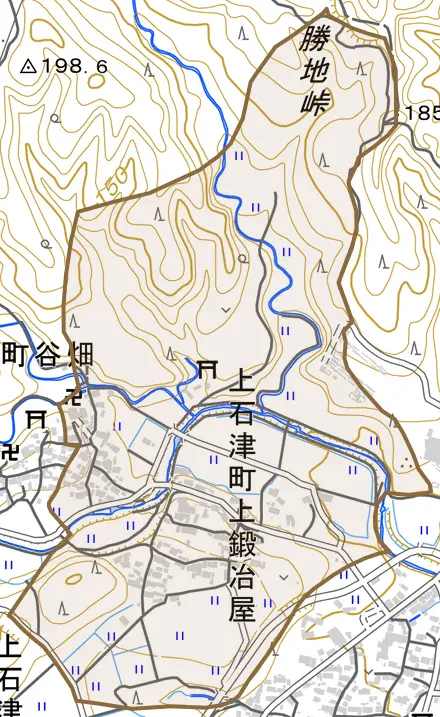 上石津町上鍛治屋とその周辺の地図。町の範囲を重ねている