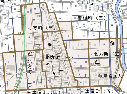 北方町とその周辺の地図。町の範囲を重ねている