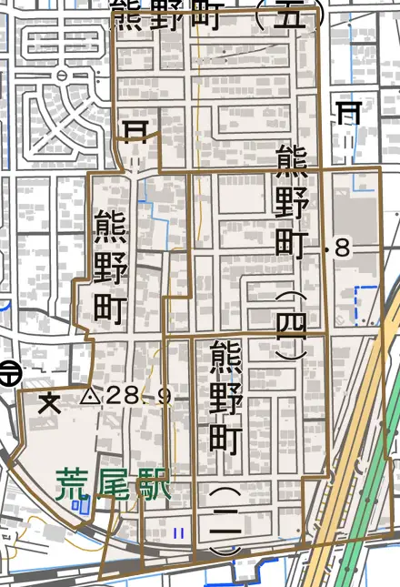 熊野町とその周辺の地図。町の範囲を重ねている