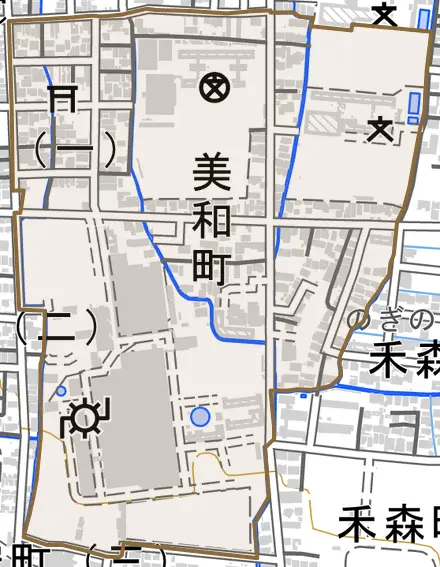 美和町とその周辺の地図。町の範囲を重ねている