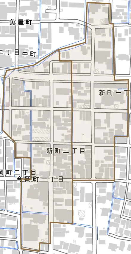 新町とその周辺の地図。町の範囲を重ねている