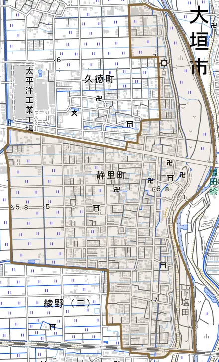 静里町とその周辺の地図。町の範囲を重ねている