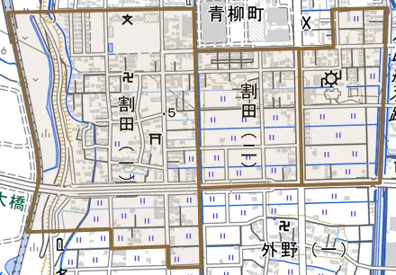 割田とその周辺の地図。町の範囲を重ねている