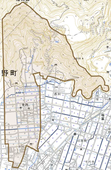 大字寺内とその周辺の地図。町の範囲を重ねている