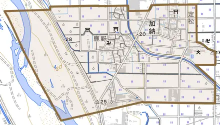 大字加納とその周辺の地図。町の範囲を重ねている