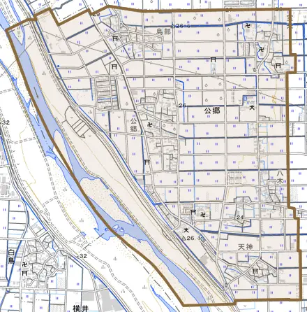 大字公郷とその周辺の地図。町の範囲を重ねている