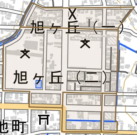 旭ケ丘とその周辺の地図。町の範囲を重ねている