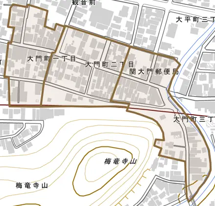 大門町とその周辺の地図。町の範囲を重ねている