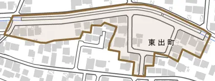 東出町とその周辺の地図。町の範囲を重ねている