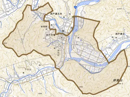 洞戸市場とその周辺の地図。町の範囲を重ねている