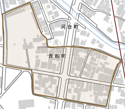 貴船町とその周辺の地図。町の範囲を重ねている