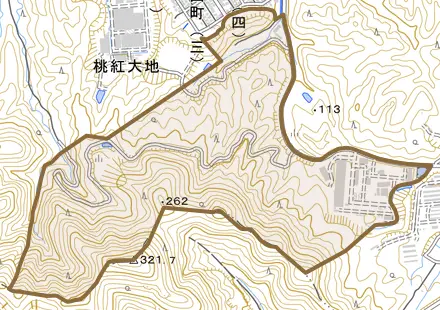 倉知南とその周辺の地図。町の範囲を重ねている