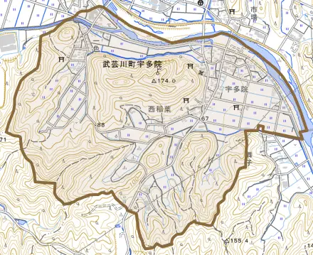 武芸川町宇多院とその周辺の地図。町の範囲を重ねている