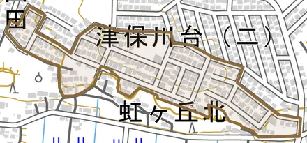 虹ケ丘北とその周辺の地図。町の範囲を重ねている