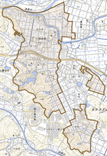 西田原とその周辺の地図。町の範囲を重ねている