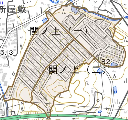 関ノ上とその周辺の地図。町の範囲を重ねている