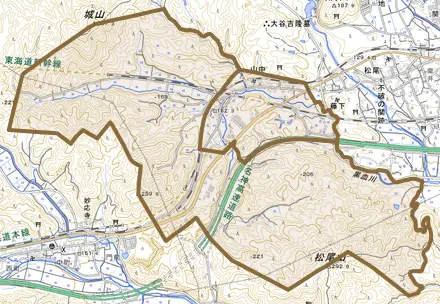 大字山中とその周辺の地図。町の範囲を重ねている