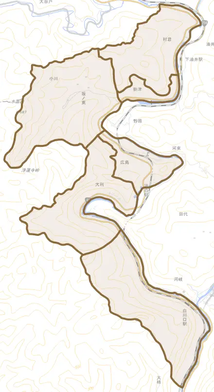 坂ノ東とその周辺の地図。町の範囲を重ねている