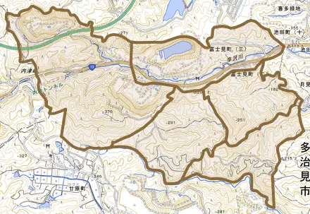 富士見町とその周辺の地図。町の範囲を重ねている