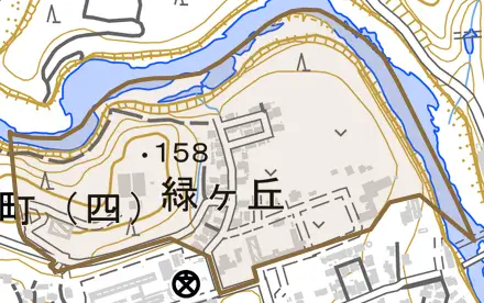 緑ケ丘とその周辺の地図。町の範囲を重ねている