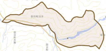 朝日町浅井とその周辺の地図。町の範囲を重ねている