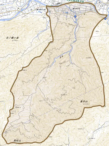 朝日町甲とその周辺の地図。町の範囲を重ねている