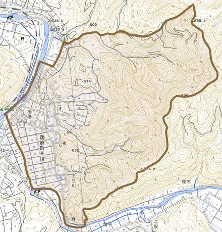 国府町三川とその周辺の地図。町の範囲を重ねている