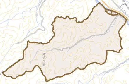 国府町宇津江とその周辺の地図。町の範囲を重ねている