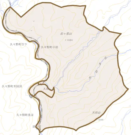 久々野町小坊とその周辺の地図。町の範囲を重ねている