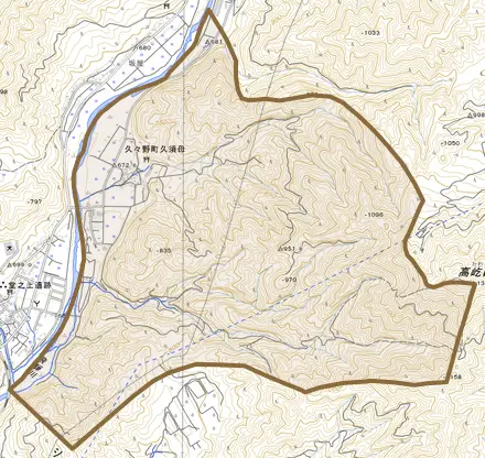 久々野町久須母とその周辺の地図。町の範囲を重ねている