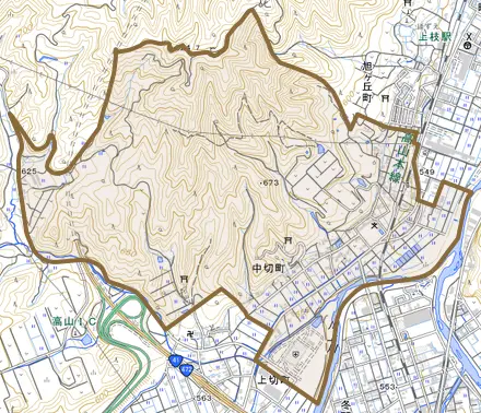 中切町とその周辺の地図。町の範囲を重ねている