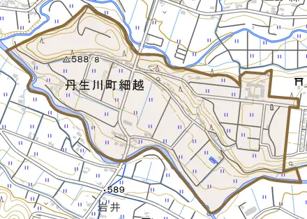 丹生川町細越とその周辺の地図。町の範囲を重ねている