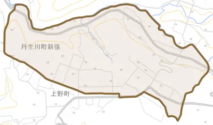 丹生川町新張とその周辺の地図。町の範囲を重ねている