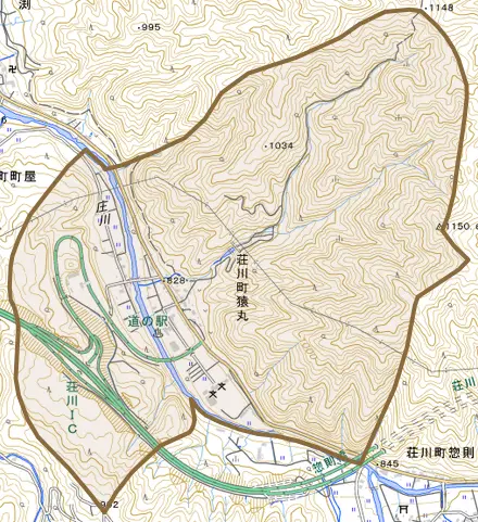 荘川町猿丸とその周辺の地図。町の範囲を重ねている