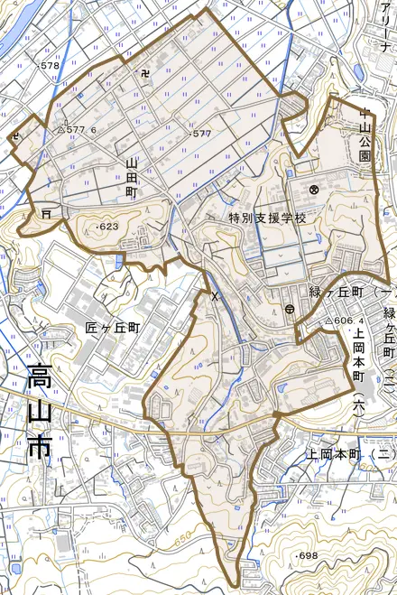 山田町とその周辺の地図。町の範囲を重ねている