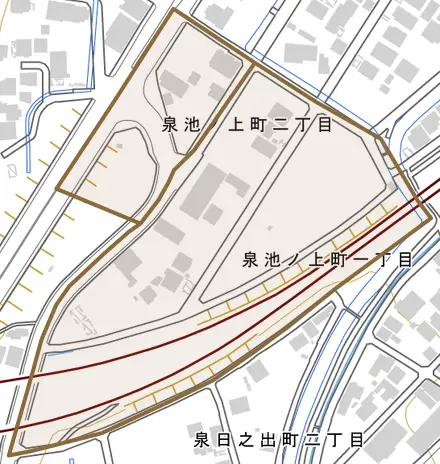 泉池ノ上町とその周辺の地図。町の範囲を重ねている