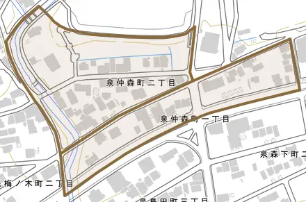泉仲森町とその周辺の地図。町の範囲を重ねている