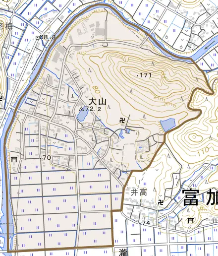 大山とその周辺の地図。町の範囲を重ねている
