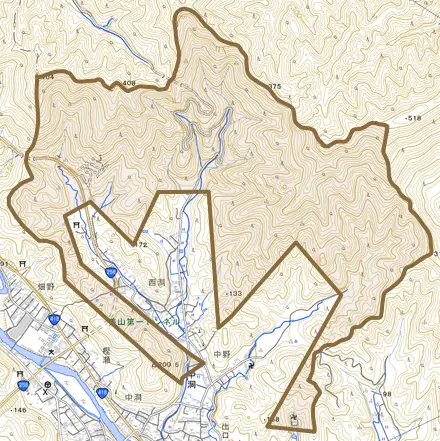 中洞とその周辺の地図。町の範囲を重ねている