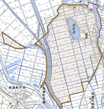 釜段とその周辺の地図。町の範囲を重ねている