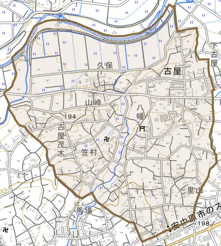 古屋とその周辺の地図。町の範囲を重ねている