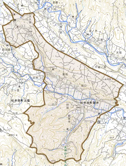 松井田町新井とその周辺の地図。町の範囲を重ねている
