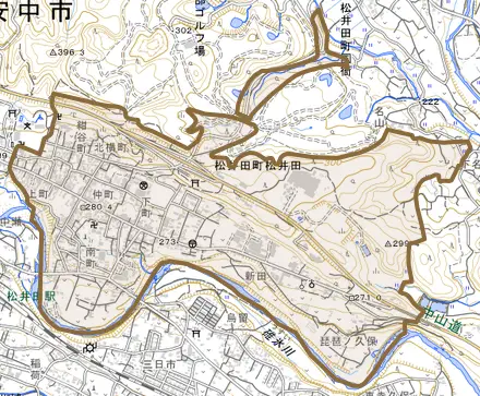 松井田町松井田とその周辺の地図。町の範囲を重ねている